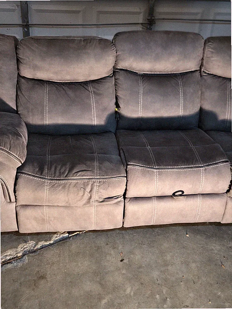 Luxurious Recliner sofa